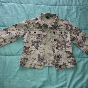 Floral print jacket 🌷